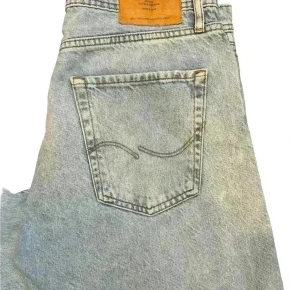 Jack & Jones Loose/Chris Men’s Jeans Button Fly Size 33 Distressed Knees - Picture 2 of 9
